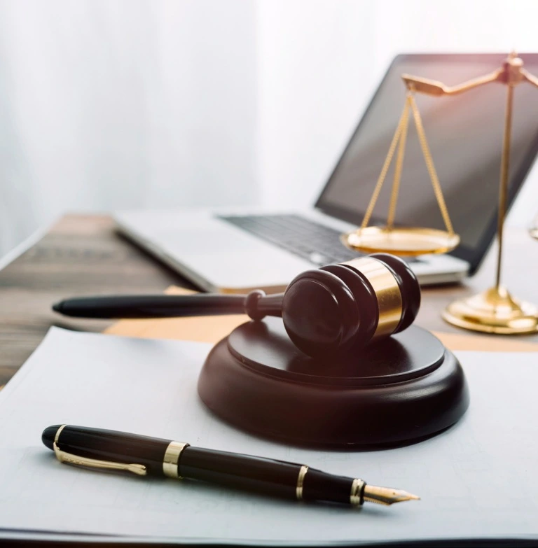 law_img